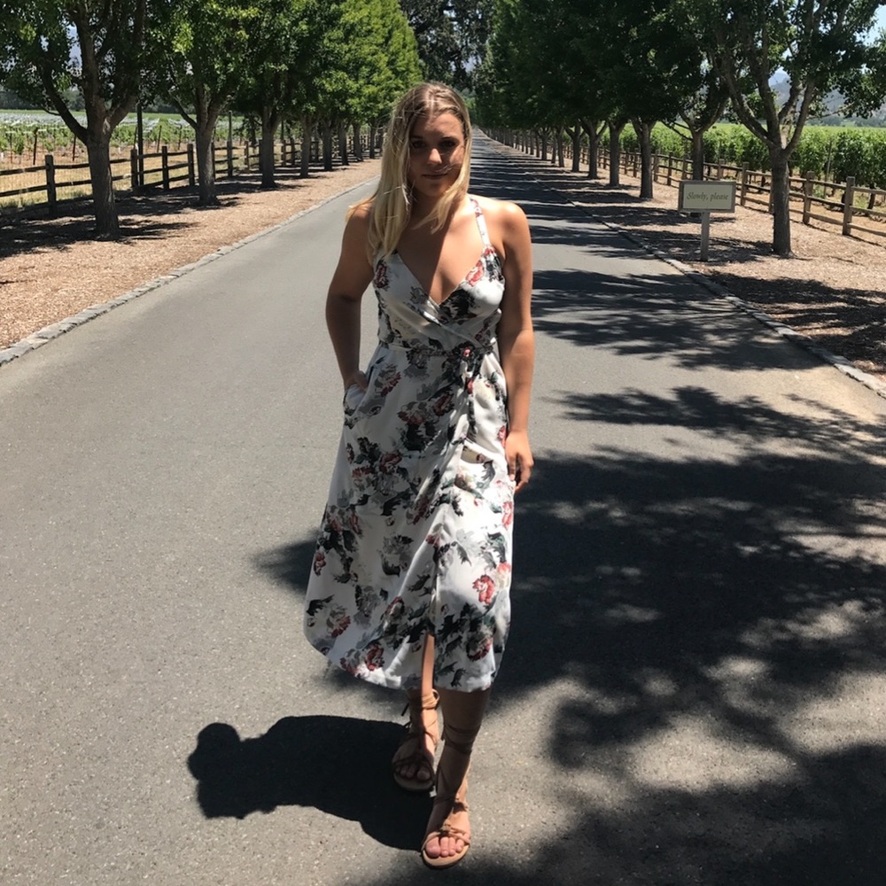 Wilfred | Gorgeous Floral Wrap Dress